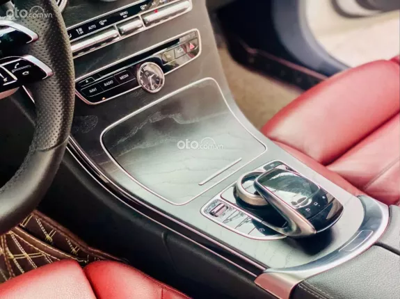 Mercedes-Benz C300 AMG 2015 - Xe bền bỉ, bảo hành đầy đủ