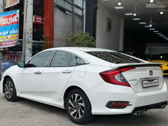 Honda Civic 1.8 E 2018 - Odo 11 vạn