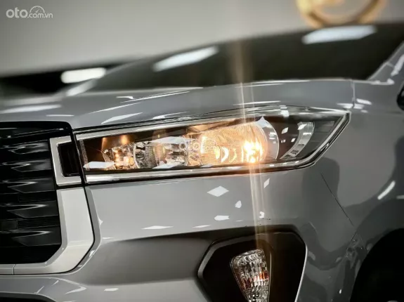 Toyota Innova 2.0E 2022 - MPV tiết kiệm nhiên liệu với thiết kế hiện đại