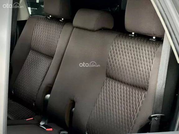 Toyota Innova 2.0E 2022 - MPV tiết kiệm nhiên liệu với thiết kế hiện đại