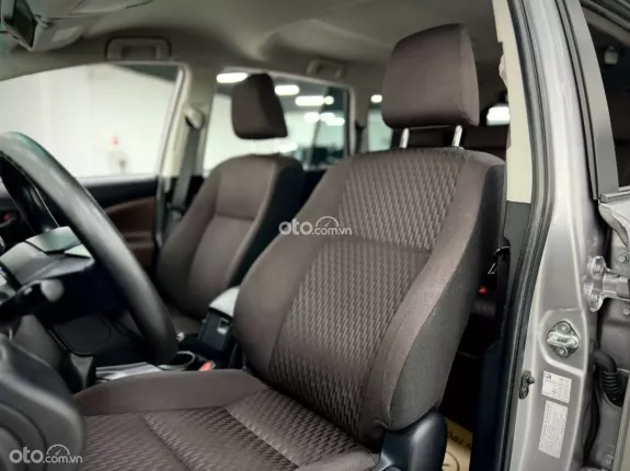 Toyota Innova 2.0E 2022 - MPV tiết kiệm nhiên liệu với thiết kế hiện đại