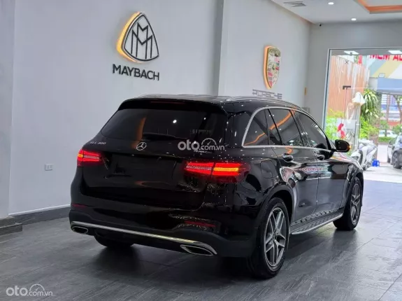 Mercedes-Benz GLC 300 2019 - Một chủ từ mới, full lịch sử hãng