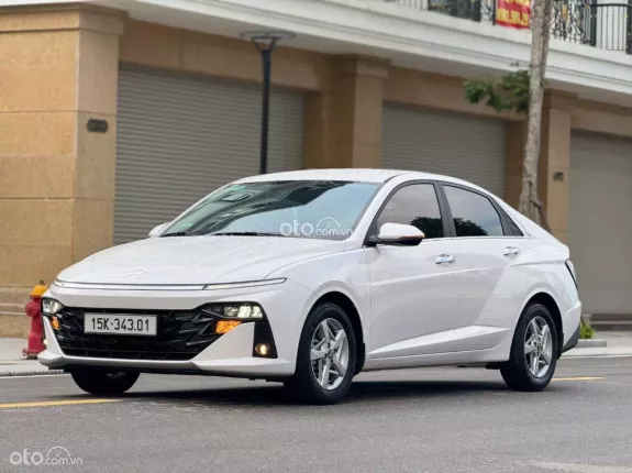 Hyundai Accent 1.5 AT đặc biệt 2024 - Xe đẹp chạy ít