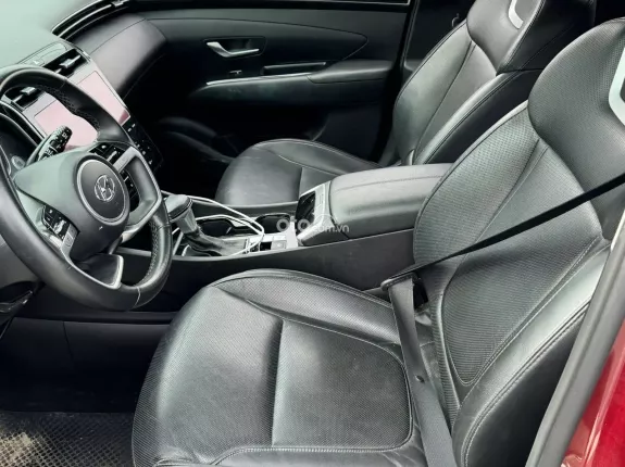 Hyundai Tucson 2.0 Tiêu chuẩn 2021 - Form mới 2022 siêu đẹp