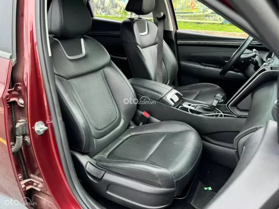 Hyundai Tucson 2.0 Tiêu chuẩn 2021 - Form mới 2022 siêu đẹp