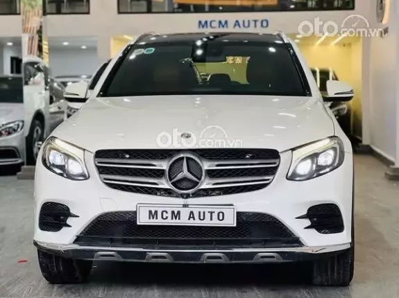 Mercedes-Benz GLC 300 4Matic 2017 - Xe đăng ký 2018 một chủ mua mới từ đầu
