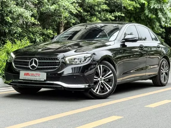 Mercedes-Benz E180 V1 2022 - E180 2022 V1 siêu lướt