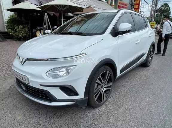 VinFast VF e34 Tiêu chuẩn 2022 - Xe pin thuê tiên phong, chất xe còn đẹp