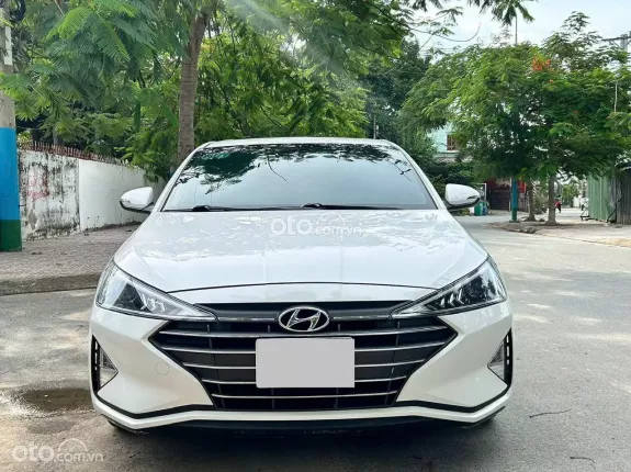 Hyundai Elantra 2021 - Xe 1 chủ mua mới từ đầu