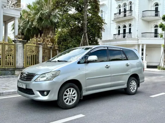 Toyota Innova 2.0E 2013 - Tư nhân – Không dịch vụ – 255tr