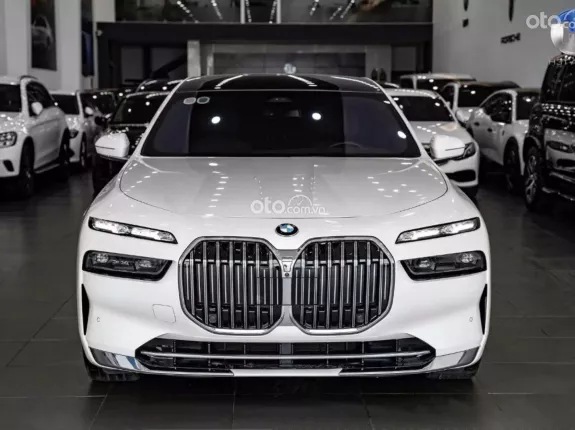 BMW 735i Pure Excellence 2023 - BAO ĐẬU BANK 70-90% (Ib Zalo tư vấn trực tiếp 24/7)