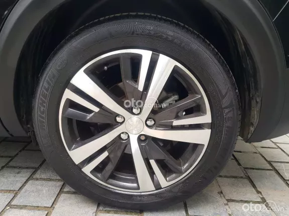 Peugeot 5008 1.6L Turbo 2020 - Peugeot 5008 sx 2020 xe tư nhân chính chủ một chủ, đi rất ít