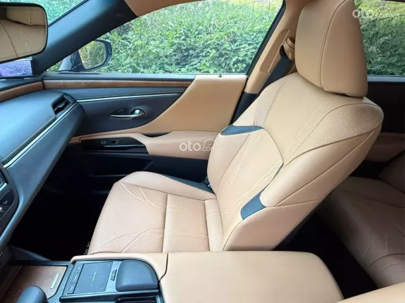 Lexus ES 250 F-Sport 2022 - Lexus ES250 sản xuất 2022
