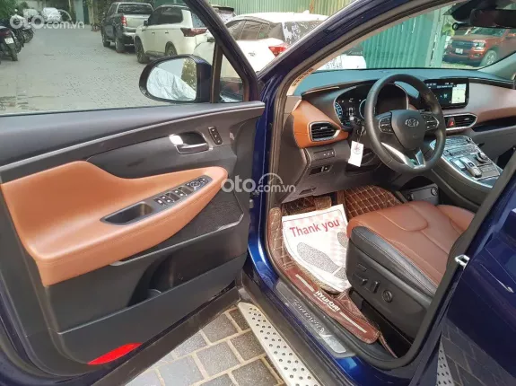 Hyundai Santa Fe 2.5 Xăng Cao cấp 2022 - Hyundai Santafe bản 2.5AT HAI CẦU sản xuất năm 2022 xe tư nhân một chủ