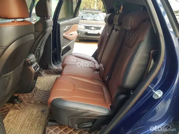 Hyundai Santa Fe 2.5 Xăng Cao cấp 2022 - Hyundai Santafe bản 2.5AT HAI CẦU sản xuất năm 2022 xe tư nhân một chủ