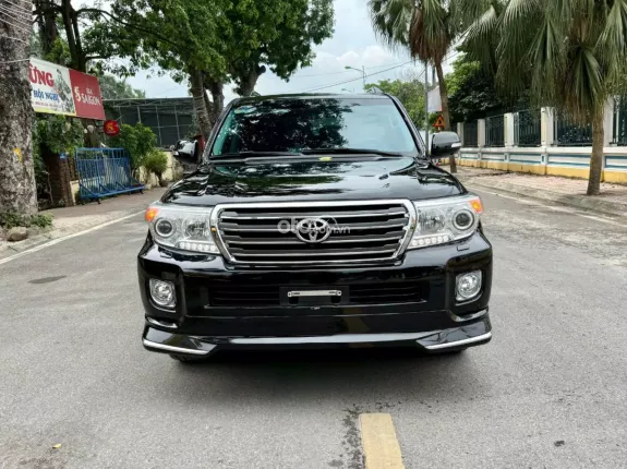 Toyota Land Cruiser VX 4.6 V8 2013 - Toyota Land Cruiser VX 4.6 V8 2013