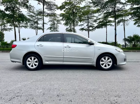 Toyota Corolla Altis 1.8 G 2010 - Bán xe Toyota Corolla Altis 1.8G sản xuất năm 2010 tên tư nhân, biển gốc Hà Nội, đã chạy được hơn