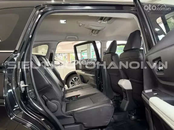 Toyota Veloz Cross CVT Top 2023 - Xe đảm bảo chất lượng cam kết không (tai nạn, đâm đụng, thủy kích ngập nước)