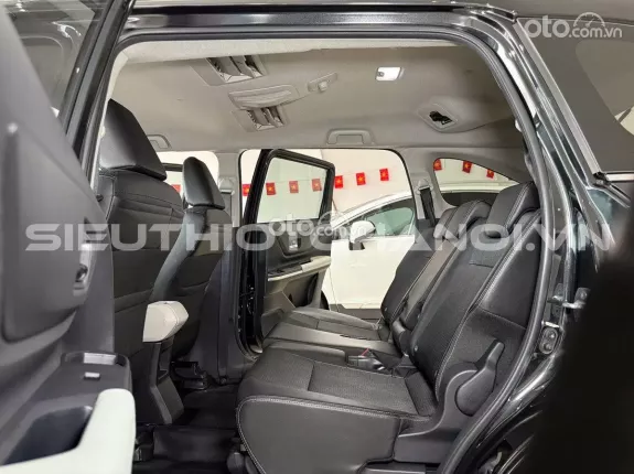 Toyota Veloz Cross CVT Top 2023 - Xe đảm bảo chất lượng cam kết không (tai nạn, đâm đụng, thủy kích ngập nước)