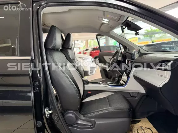 Toyota Veloz Cross CVT Top 2023 - Xe đảm bảo chất lượng cam kết không (tai nạn, đâm đụng, thủy kích ngập nước)