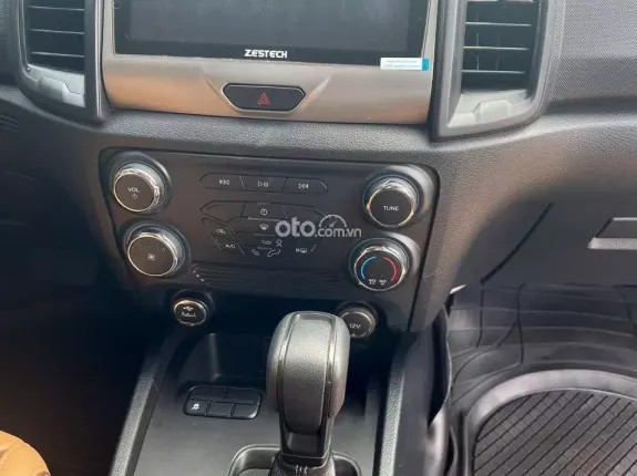 Ford Ranger XLS 2.0L 4x2 AT 2022 - FORD RANGER 2022 SỐ TỰ ĐỘNG_XE CÁ NHÂN_1 CHỦ