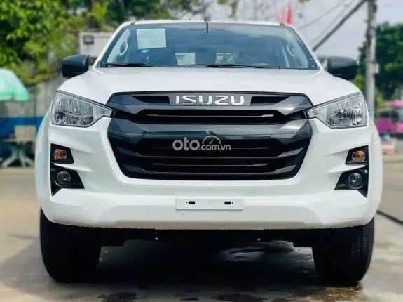Isuzu D-Max 2023 - 1.9 MT 4x4, xe mới 100% ưu đãi khủng kèm quà tặng