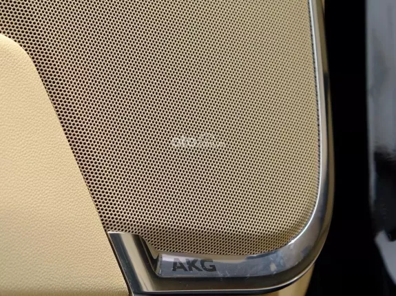 Cadillac Escalade PREMIUM 2021 - ESV Màu Đen nội thất Kem