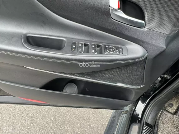 Hyundai Santa Fe 2.4L Xăng Tiêu chuẩn 2020 - Odo 8.3 vạn km
