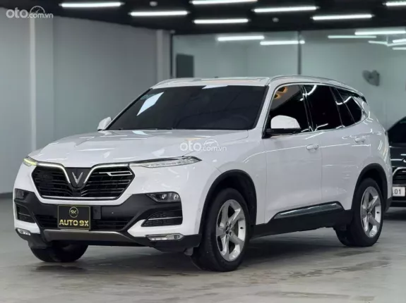 VinFast LUX SA2.0 Cao cấp 2020 - Xe 5 chỗ màu trắng nội thất nâu như mới
