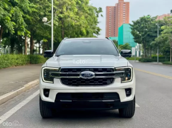 Ford Everest 2024 - Biển Tỉnh, tên cá nhân một chủ, đã lên 1 số đồ chơi cần thiết... Vv