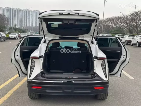 VinFast VF7 Plus 2025 - SUV HẠNG C – LĂN BÁNH CHỈ 861 TRIỆU - TRẢ TRƯỚC CHỈ 174 TRIỆU