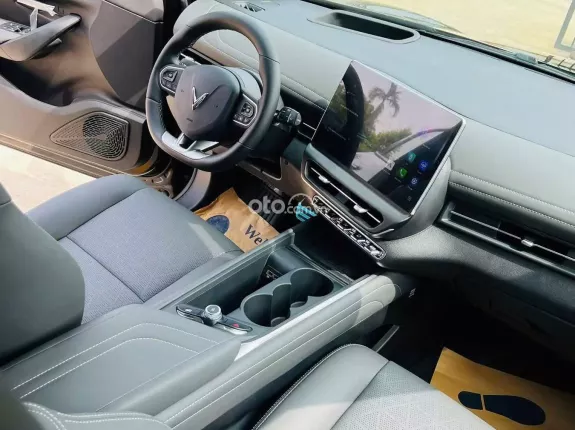 VinFast VF7 Plus 2025 - SUV HẠNG C – LĂN BÁNH CHỈ 861 TRIỆU - TRẢ TRƯỚC CHỈ 174 TRIỆU