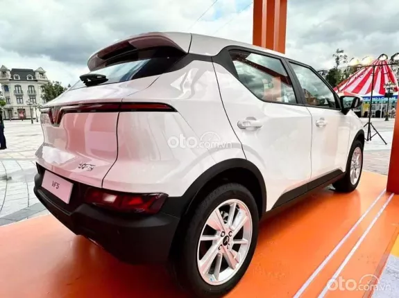 VinFast VF5 Plus 2025 - HẠN 30/10 - TẶNG 2 NĂM BẢO HIỂM THÂN VỎ + TRỪ 12 TRIỆU | SẴN TRẮNG GIAO NGAY GIÁ CHỈ TỪ 101 TRIỆU NHẬN XE - GIẢM GẦN 44 TRIỆU CHƯA KÈM QUÀ