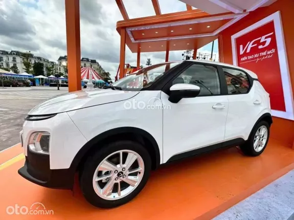 VinFast VF5 Plus 2025 - GIẢM TỚI 75 TRIỆU - NHẬN XE NGAY - HỖ TRỢ BANK 90%