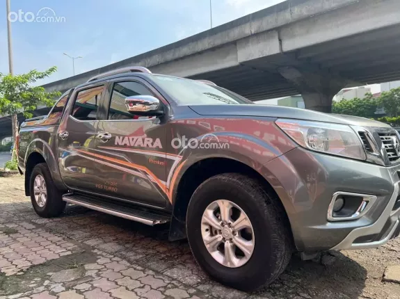 Nissan Navara EL Premium R 2018 - Tư nhân có nắp thùng - Chỉ hơn 4 đồng