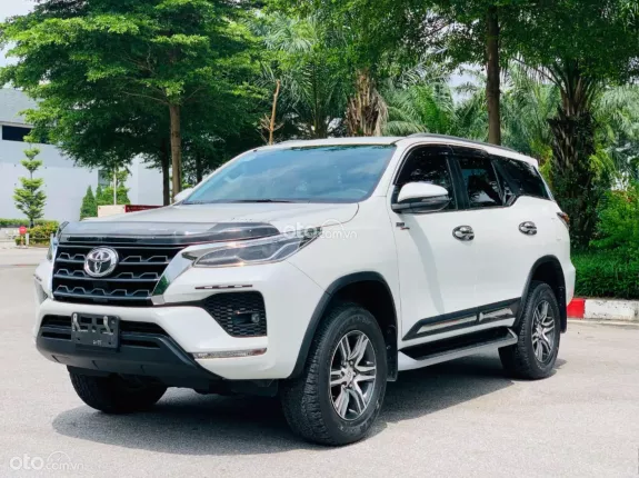 Toyota Fortuner 2022 - Xe đẹp chạy 4 vạn km, full lịch sử hãng