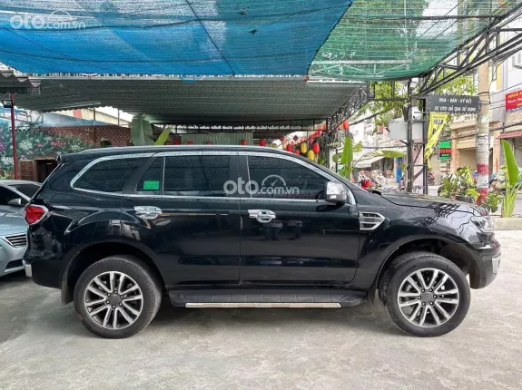 Ford Everest Titanium 2.0L AT 4WD 2022 - Xe siêu lướt 5 vạn, bao check test
