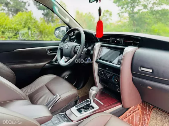 Toyota Fortuner 2019 - Xe đẹp, máy dầu 1 cầu, giá tốt thương lượng