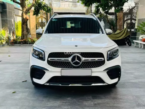 Mercedes-Benz GLB 200 AMG 2021 - Trắng Đen