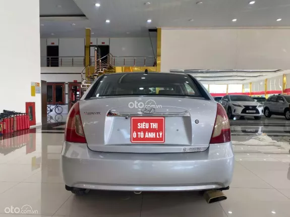 Hyundai Verna 2010 - Sedan 5 chỗ giá rẻ, máy số ngon, thân vỏ chắc chắn