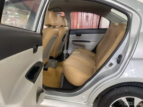 Hyundai Verna 2010 - Sedan 5 chỗ giá rẻ, máy số ngon, thân vỏ chắc chắn