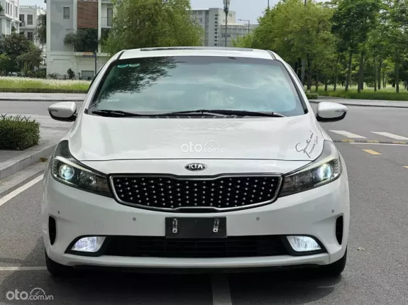 Kia Cerato 1.6 AT Luxury 2018 - Chạy 8 vạn, biển hà nội, xe rất mới