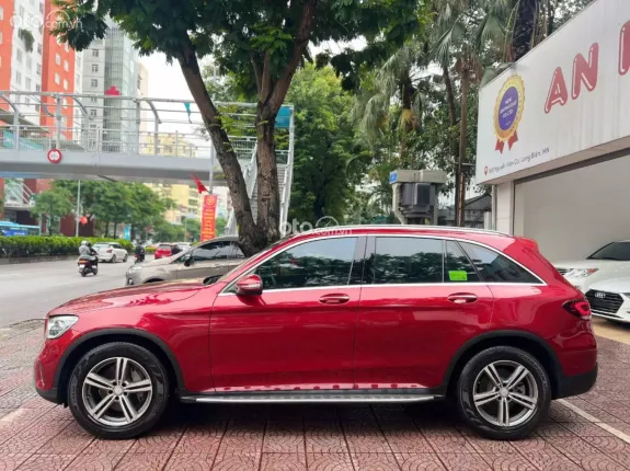 Mercedes-Benz GLC 200 4Matic 2019 - Hỗ trợ trả góp 70%