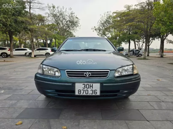 Toyota Camry 3.0V 2002 - Giá chỉ 120 triệu