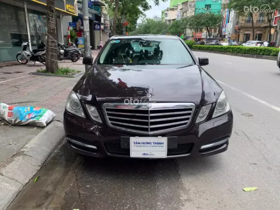 Mercedes-Benz E250 E250 2011 - Biển Hn tên Tư nhân - Giá chỉ hơn 3 đồng