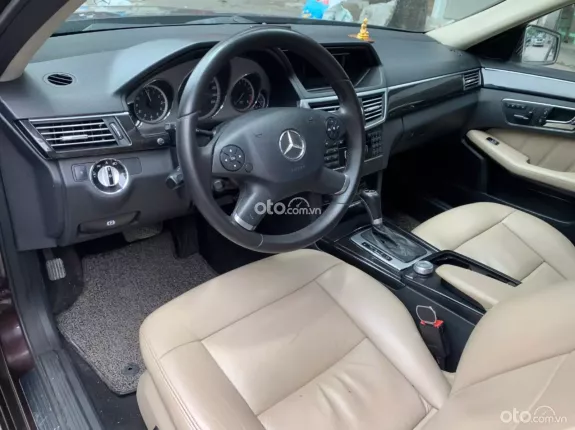 Mercedes-Benz E250 E250 2011 - Biển Hn tên Tư nhân - Giá chỉ hơn 3 đồng
