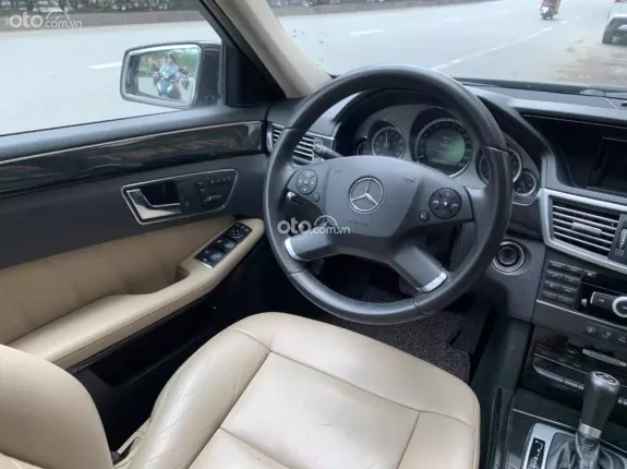 Mercedes-Benz E250 E250 2011 - Biển Hn tên Tư nhân - Giá chỉ hơn 3 đồng