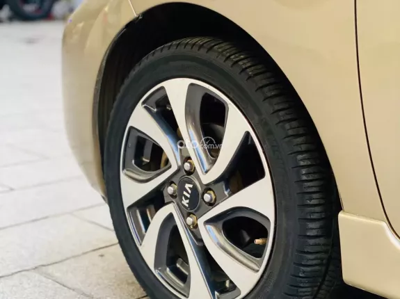 Kia Morning Si 1.25 AT 2016 - Màu vàng cát - xe chuẩn gia đình