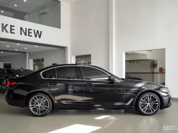 BMW 520i Luxury Line 2022 - BMW 520i Luxury Line 2022 lướt nhẹ 23.000km cực đẹp