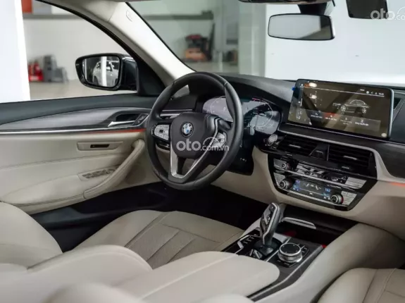 BMW 520i Luxury Line 2022 - BMW 520i Luxury Line 2022 lướt nhẹ 23.000km cực đẹp